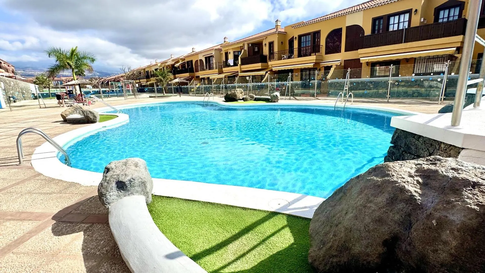 Atlantico Sun Garden By Deihu Experiencias Apartment Arona  Spain